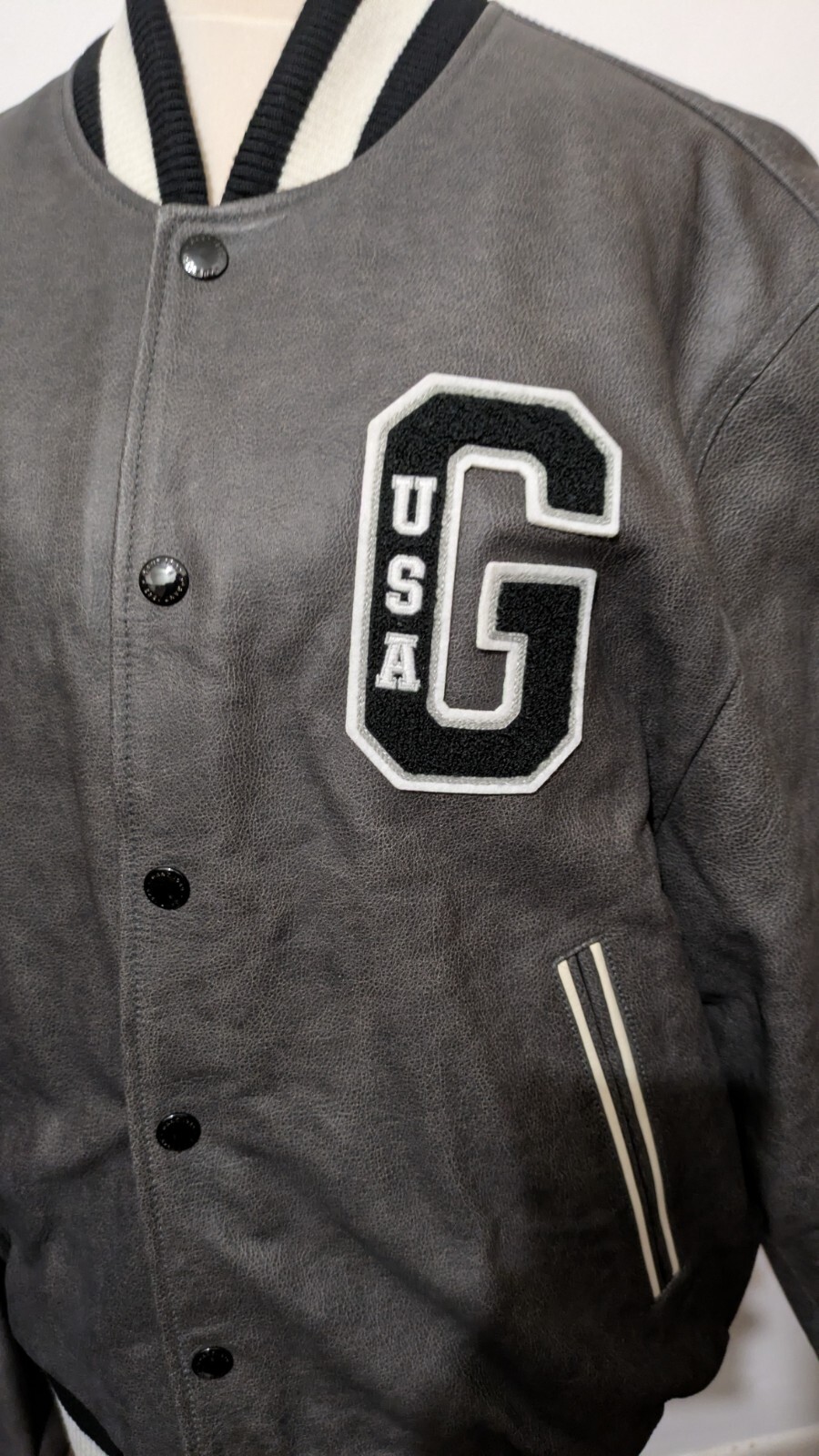Picture 4 of 16