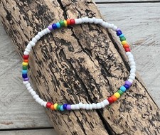 filigranes Armband Perlenarmband Surfer Glasperlen weiss regenbogenfarben 19cm