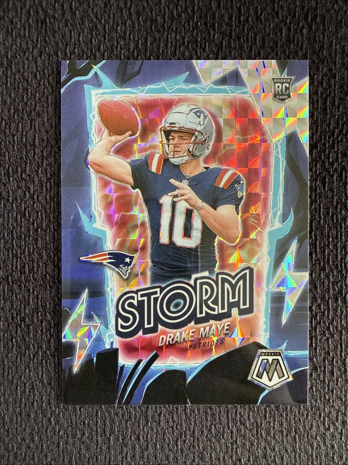 2024 Panini Mosaic - Storm Drake Maye #3 Silver Prizm (RC)