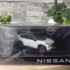 Genuine Nissan X-Trail 1/43 scale model car