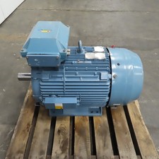 ABB M3GP-280SMC-4-B3 110kW AC Electric Motor 690/400V 50HZ 3PH 1485RPM 280 Frame