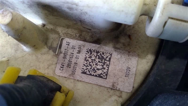 Ford Transit 350 2015-2019 tanque de combustible con bomba de combustible OEM CK41-9H307-AE/CK4Z-9002-E Foto 3 de 4