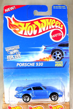 1995 Hot Wheels Blue/White Card #592 PORSCHE 930 Blue w/Chrome 5 Spoke Variation