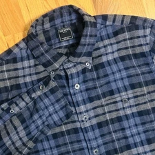 Todd Snyder Flannel Medium in Navy Plaid Long Sleeve Button Down Shirt