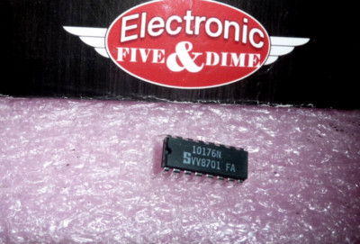 10176N Signetics  D Flip-Flop, 6-Func, Master-slave Triggered, ECL, PDIP16   IC