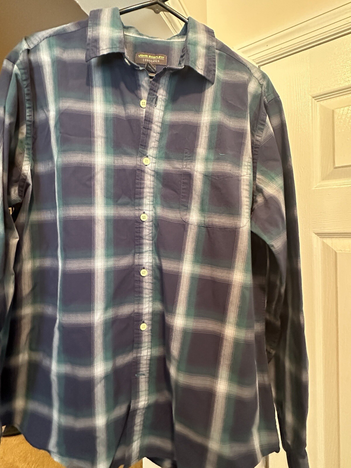 John Bartlett Consensus Men's Size Large Long Sleeve Button Up Shirt Plaid