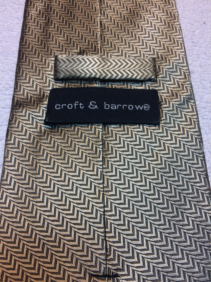 CORBATA CROFT AND BARROW PARA HOMBRE 4 X 59 DORADA  Foto 3 de 3