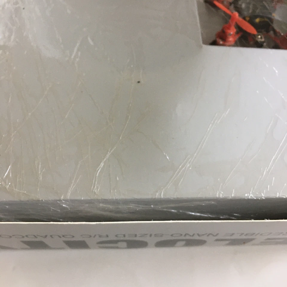 WLToys Micro RC Quadcopter RC 4 Channel Micro 2.4 GHz 500007 - Image 4 of 4