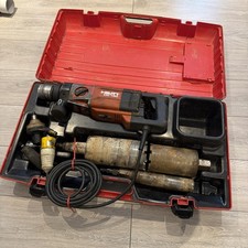 Hilti Kernbohrmaschine DD130 MIT VIELEN AUFSÄTZEN und Transportkoffer 110v 