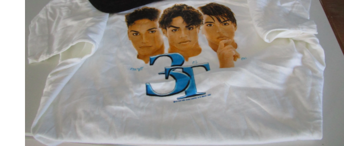 3T (Michael Jackson Nephews) Original T-shirt in Size Medium 3T (Michael Jackson Nephews) Original T-shirt in Size Medium