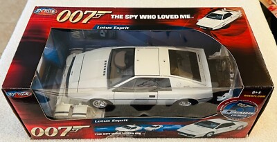 Lotus Esprit Submarine James Bons 007, The Spy Who Loved Me, ERTL, 1/18, NIB.