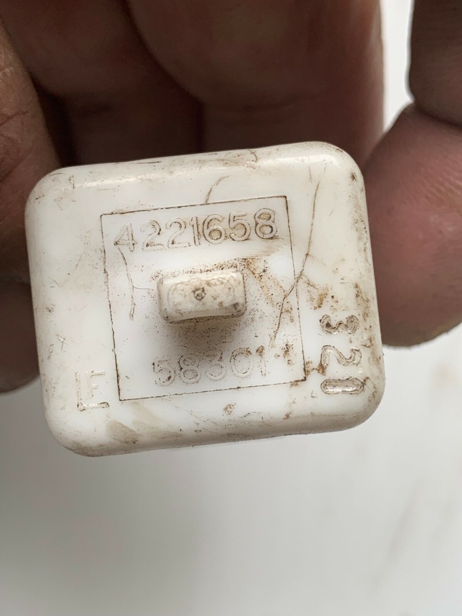 1978 - 1996 Chrysler Dodge GM Horn Control Relay Unit 4221658 OEM 