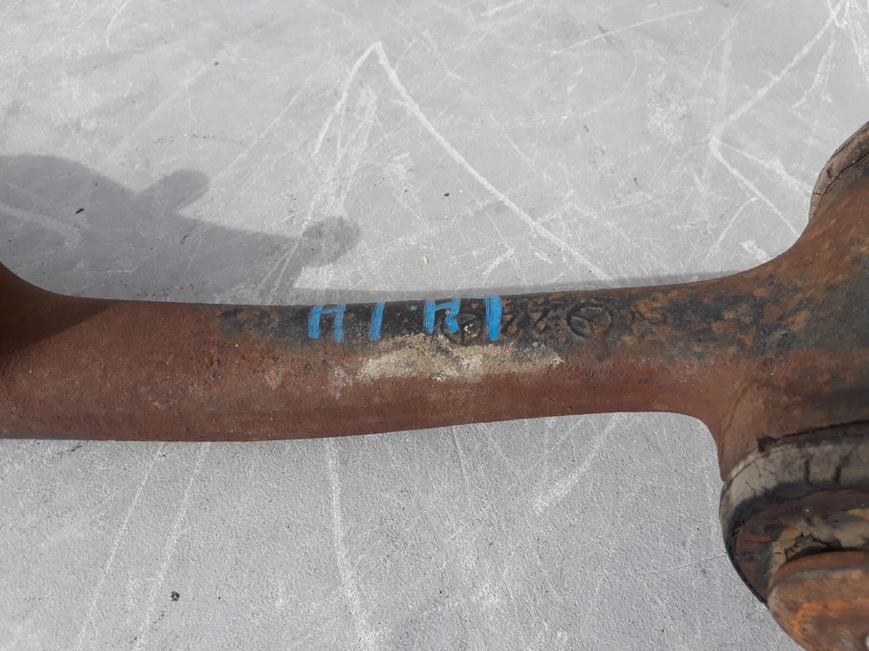 1981 Mercedes Benz W123 240D Front Left Lower Control Arm OEM - Image 4 of 4