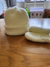 Newborn Baby Hat and Mittens Set