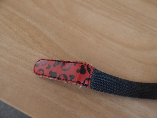 Mickey Mouse Watch .. NOT working - Picture 4 of 5
