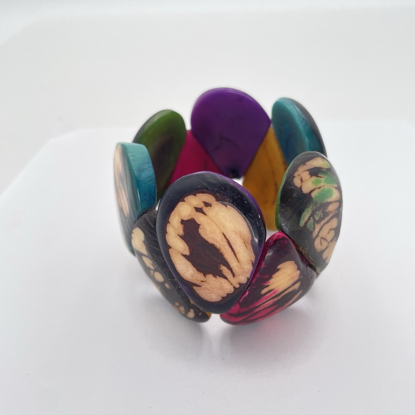 Multi Color Plastic Triangle Shape Link Stretch E… - image 3