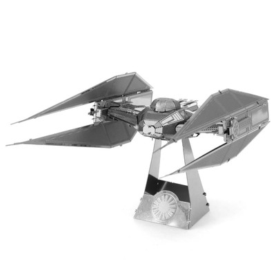 Miniatur 3D Metall Bauset Star Wars Kylo Ren's Tie Silencer Raumschiff