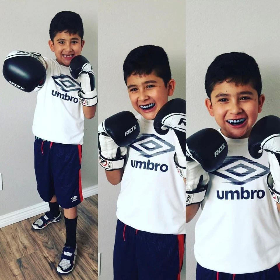 Protector bucal Oral Mart MMA boxeo BJJ karate fútbol americano (colmillos de vampiro, sin tirantes) Foto 4 de 4