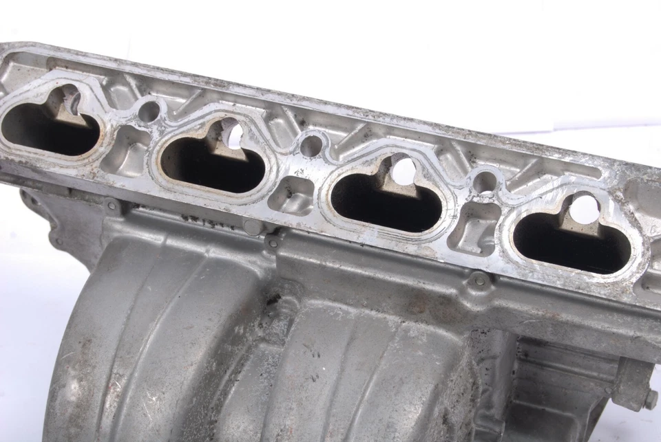 Colector De Admisión Para Vauxhall Vectra C Astra H Meriva 1.8 Z18XEL 24405386 - Imagen 4 de 4