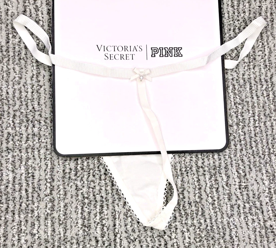 Calcinha Victoria's Secret Tease nova com etiquetas grande branca noiva corda V coração transparente arco - Imagem 2 de 4