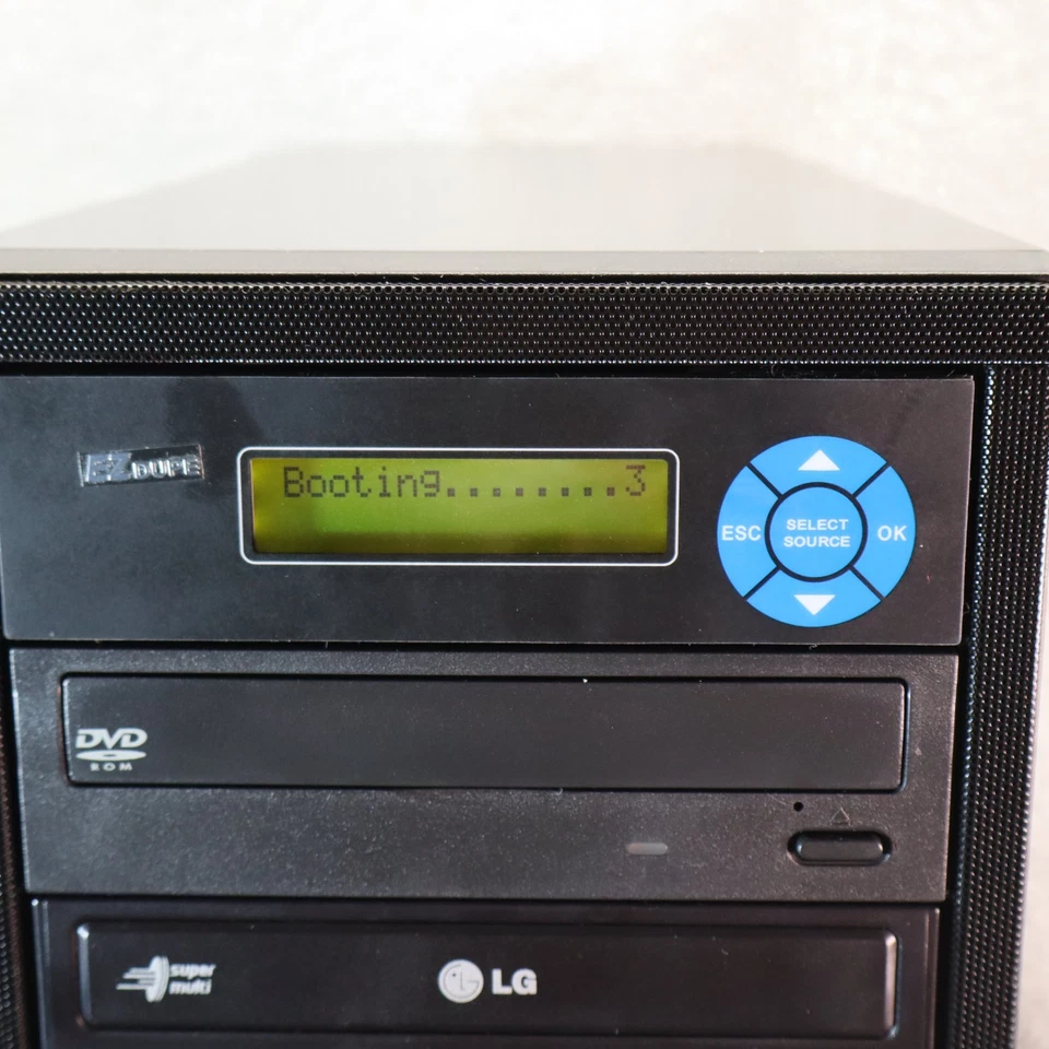 EZ Dupe 1 to 7 Target CD / DVD Duplicator MSRP $599 VGUC - Image 2 of 4
