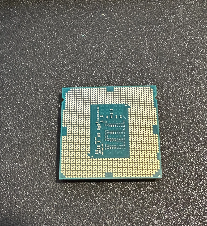 Procesador CPU Intel Core i5-4590 SR1QJ 3,30 GHz - sin probar Foto 2 de 2