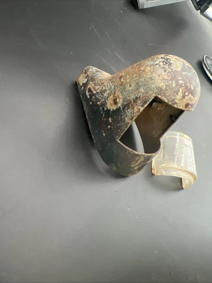 Luz de matrícula Plymouth P9 Roadking 1940 Foto 4 de 4