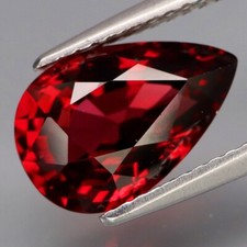 Grenat rhodolite en poire facetté  de 3,68Cts