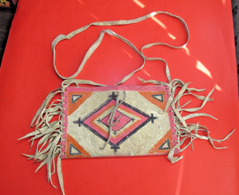 NATIVE AMERICAN SHOULDER POUCH HAND MADE PAINTED  MEDICINE MAN FRINGE BAG RARE