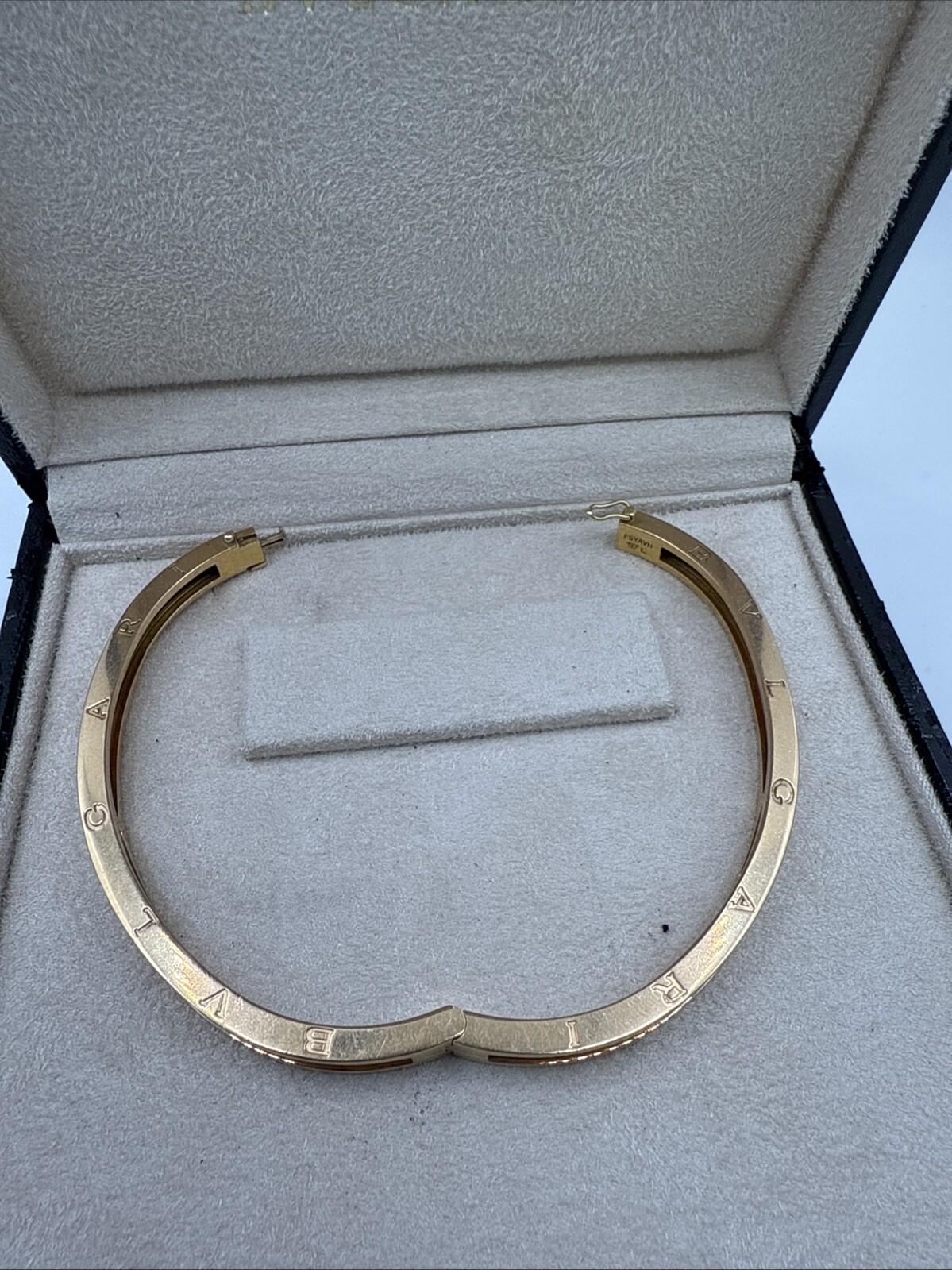Picture 1 of 6