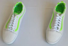 Unisex Size 5 Men/6.5 Women White Green Vans Old Skool Leather Sneakers 500714