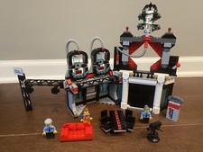 LEGO 70809 Lord Business' Evil Lair - Incomplete, Reassembled. With Manual