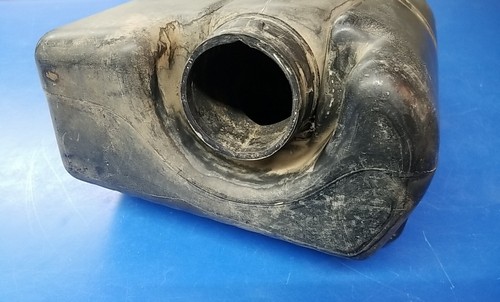 1992-1995 Chevrolet GMC C/K Air Intake Resonator OEM. 25099023 - Picture 5 of 7