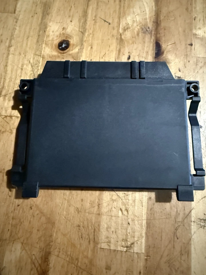 Módulo de control de transmisión Dodge Charger 2014-2020 P68347574AA. Foto 2 de 4