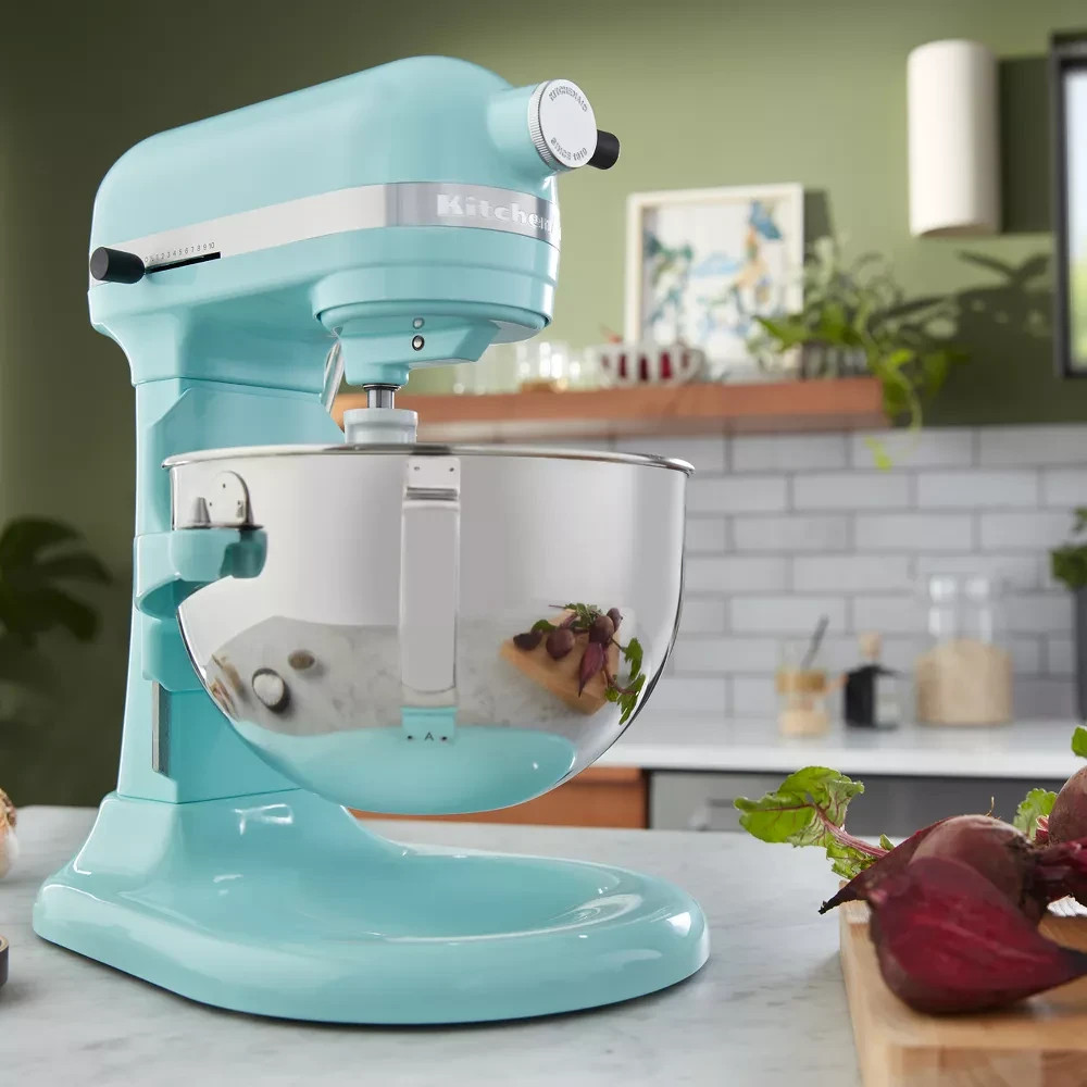 Brand New KitchenAid 5.5 Quart Bowl-Lift Stand Mixer - KSM55XTXIC