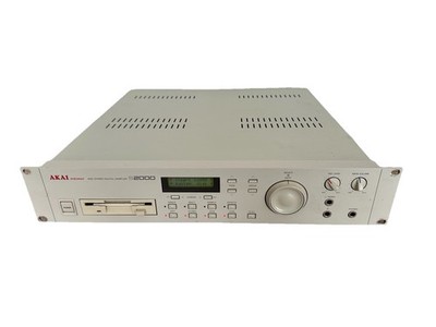 AKAI Professional S2000 MIDI STEREO DIGITAL SAMPLER Musikinstrument Audio Bastle