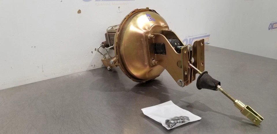 1969 CHEVY C20 POWER BRAKE BOOSTER MASTER CYLINDER ASSEMBLY - Image 4 of 4