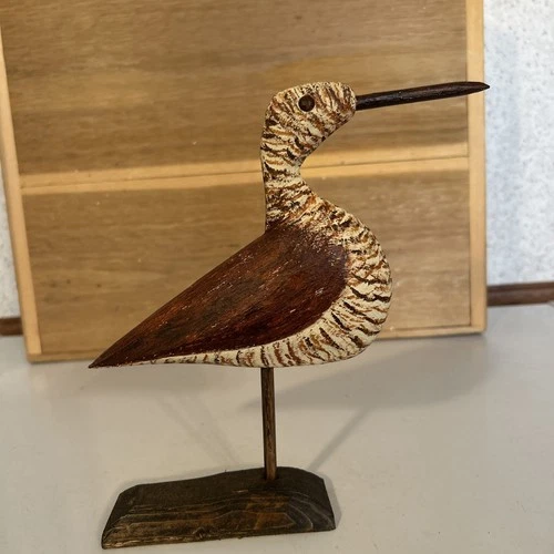 Hand Carved Antique Style Alert Sanderling  Shorebird Decoy