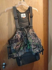  Magellan Outdoors Hunting  Turkey Vest 