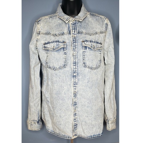 NWOT Wild Fable Acid Wash Denim Shirt 