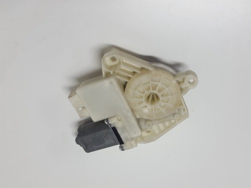 VW Golf 7 VII Fensterhebermotor Motor Fensterheber hinten rechts 5Q4959812A