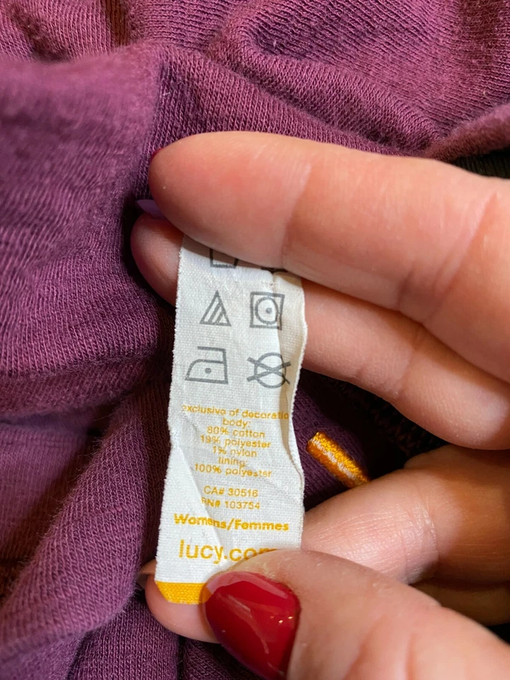 Sudadera corta Lucy atlética manga larga capucha cuello embudo rosa magenta grande Foto 3 de 4