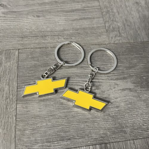 Set of 2 Chevy Keychain Yellow Badge Bow Tie Chevrolet Metal Enamel Emblem - Bild 2 von 5