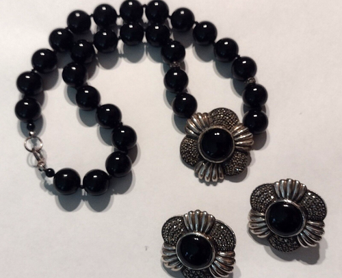Vintage Judith Jack Sterling Silver Onyx Marcasite Flower Necklace & Earrings - Picture 3 of 11