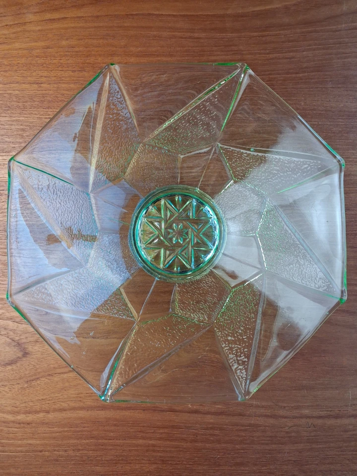 1920s art deco green pressed glass centrepiece bowl, with signs of age/wear - Image 3 of 4