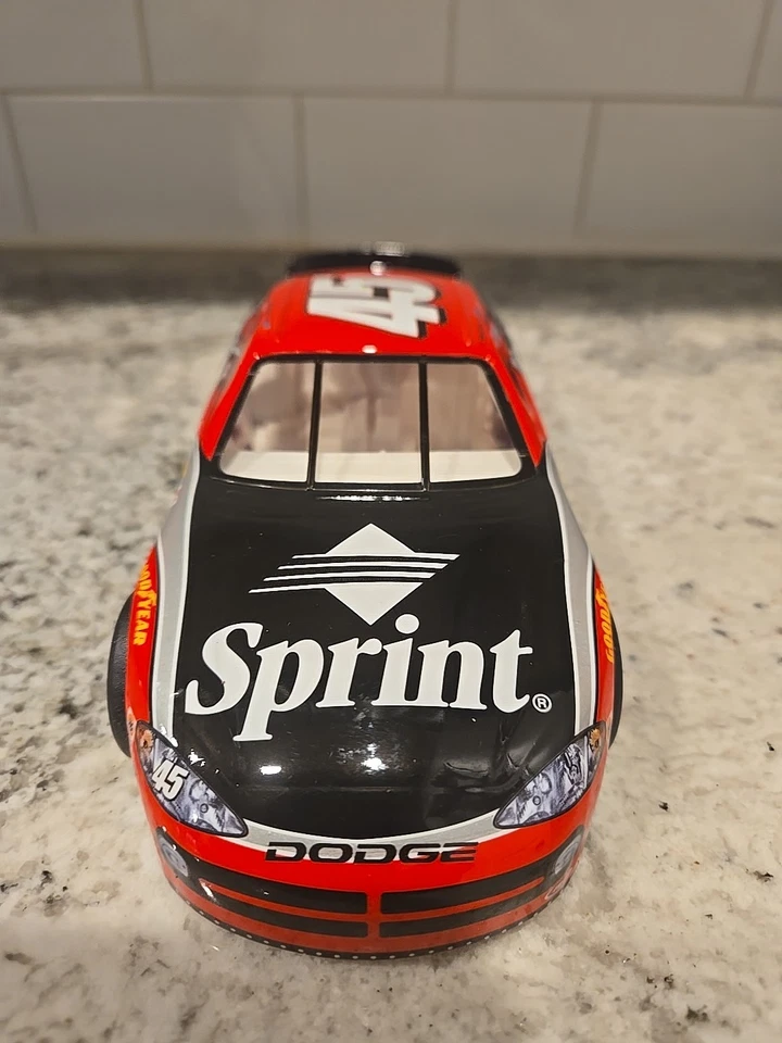 Vintage Die Cast #45 Kyle Petty Sprint PCS NASCAR 1:24 Race Car Dodge ,Hotwheels - Image 3 of 4