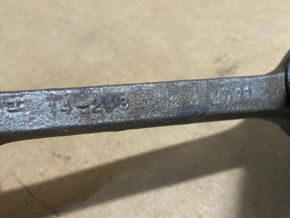 Brazo ralentí Moog K8118 no engrasable -- Se adapta a algunos Lincoln Mark III 1968 1969 - NOS Foto 4 de 4