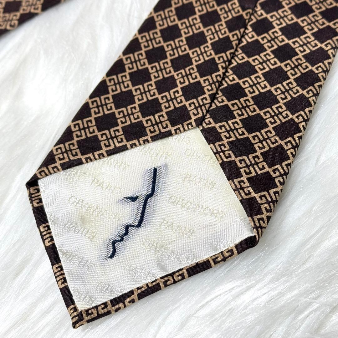 Givenchy Silk Monogram 4G Logo Pattern Brown Used - image 4
