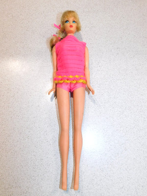 Barbie: VINTAGE Blonde SIDE PONYTAIL TALKING BARBIE Doll w/Factory