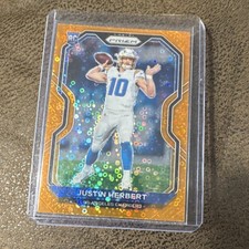 2020 Panini Prizm Justin Herbert Rookie #325 Orange Disco Prizm Football Card. rookie card picture
